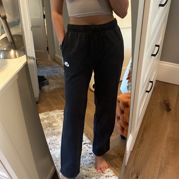 Nike Pants - Nike Black Sweatpants